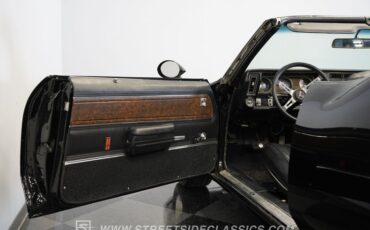 Oldsmobile-Cutlass-1970-Black-Black-37