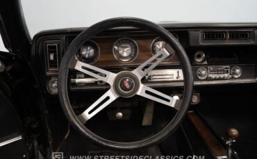 Oldsmobile-Cutlass-1970-Black-Black-42