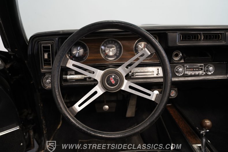 Oldsmobile-Cutlass-1970-Black-Black-42