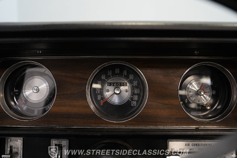 Oldsmobile-Cutlass-1970-Black-Black-43