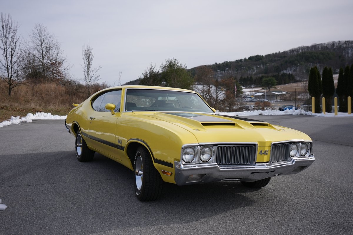 Oldsmobile-Cutlass-1970-Coupe-16