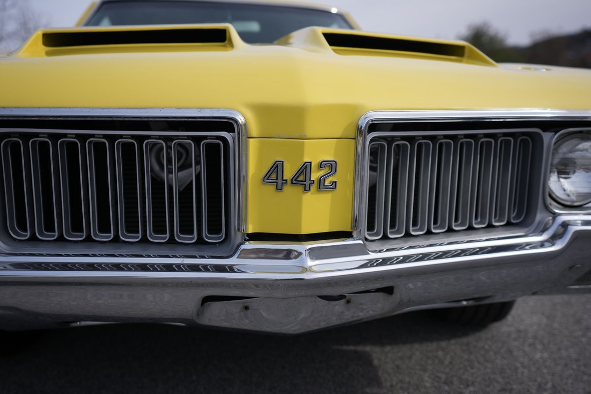 Oldsmobile-Cutlass-1970-Coupe-19