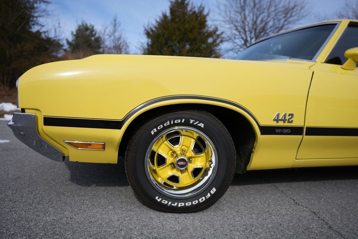 Oldsmobile-Cutlass-1970-Coupe-25