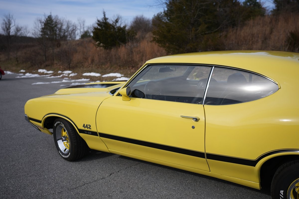 Oldsmobile-Cutlass-1970-Coupe-27