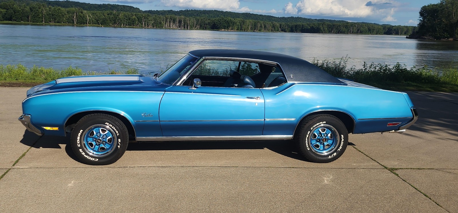 Oldsmobile Cutlass 1972 2 dr