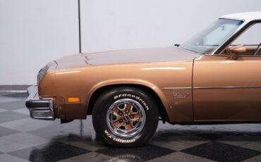 Oldsmobile-Cutlass-1976-Coupe-21