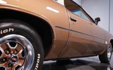 Oldsmobile-Cutlass-1976-Coupe-25