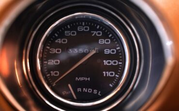 Oldsmobile-Cutlass-1976-Coupe-36