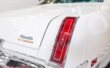 Oldsmobile-Cutlass-1977-25