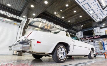 Oldsmobile-Cutlass-1977-26