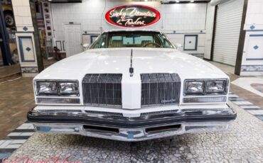 Oldsmobile-Cutlass-1977-8