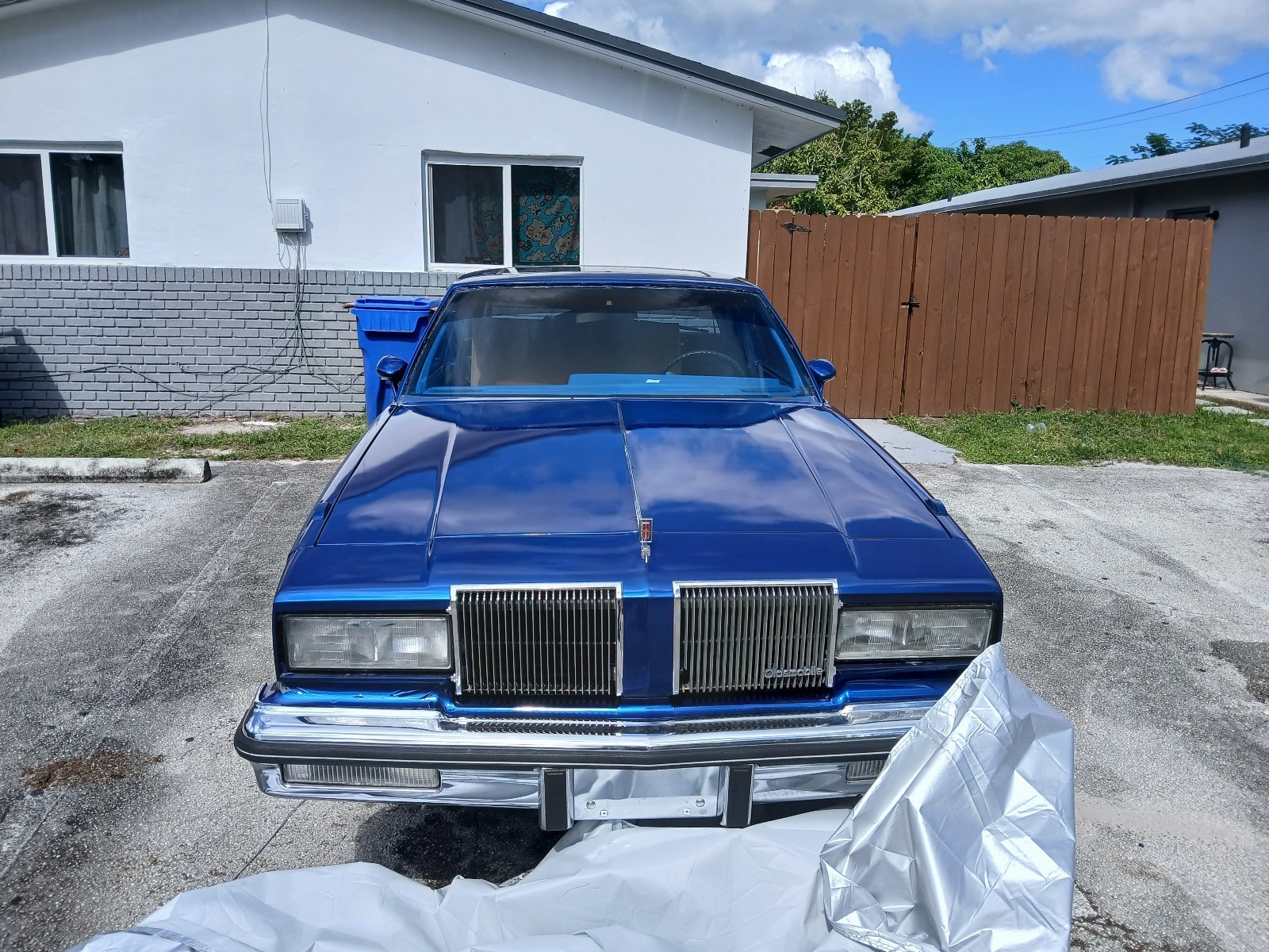 Oldsmobile-Cutlass-1980-Sedan-7