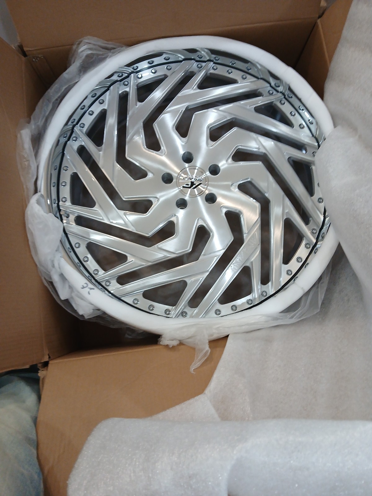 Oldsmobile-Cutlass-1980-Sedan-9