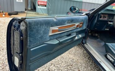 Oldsmobile-Cutlass-1986-Coupe-12