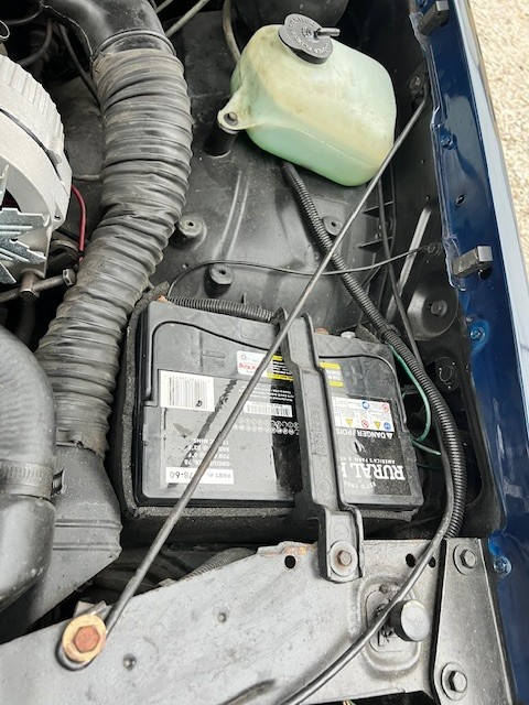 Oldsmobile-Cutlass-1986-Coupe-21