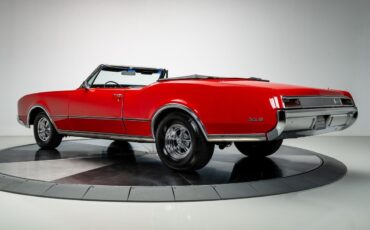 Oldsmobile-Delta-88-1967-Convertible-26