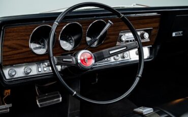 Oldsmobile-Delta-88-1967-Convertible-3