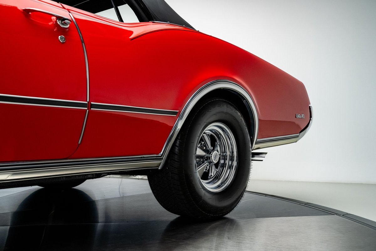 Oldsmobile-Delta-88-1967-Convertible-31