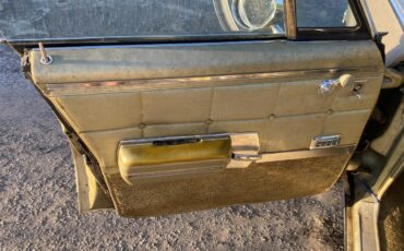 Oldsmobile-Delta-88-1968-Gold-Gold-13