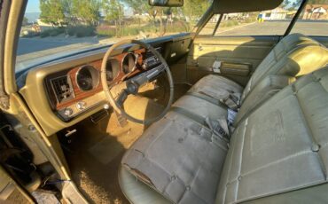 Oldsmobile-Delta-88-1968-Gold-Gold-14