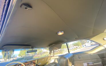 Oldsmobile-Delta-88-1968-Gold-Gold-19