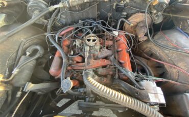 Oldsmobile-Delta-88-1968-Gold-Gold-21