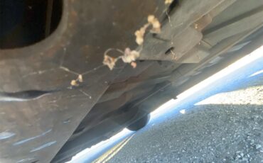 Oldsmobile-Delta-88-1968-Gold-Gold-22