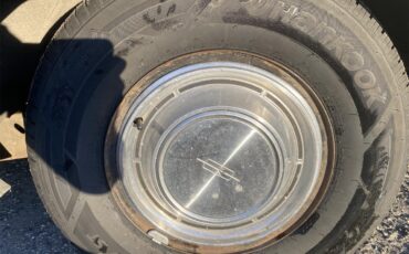 Oldsmobile-Delta-88-1968-Gold-Gold-9