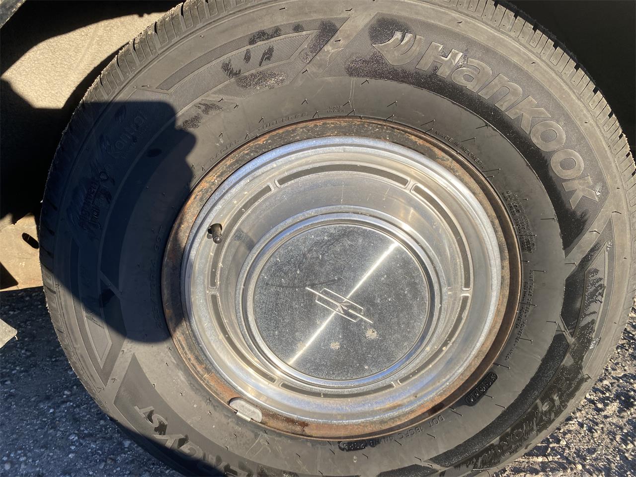 Oldsmobile-Delta-88-1968-Gold-Gold-9