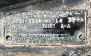 Oldsmobile-Dynamic-88-1961-Limousine-13