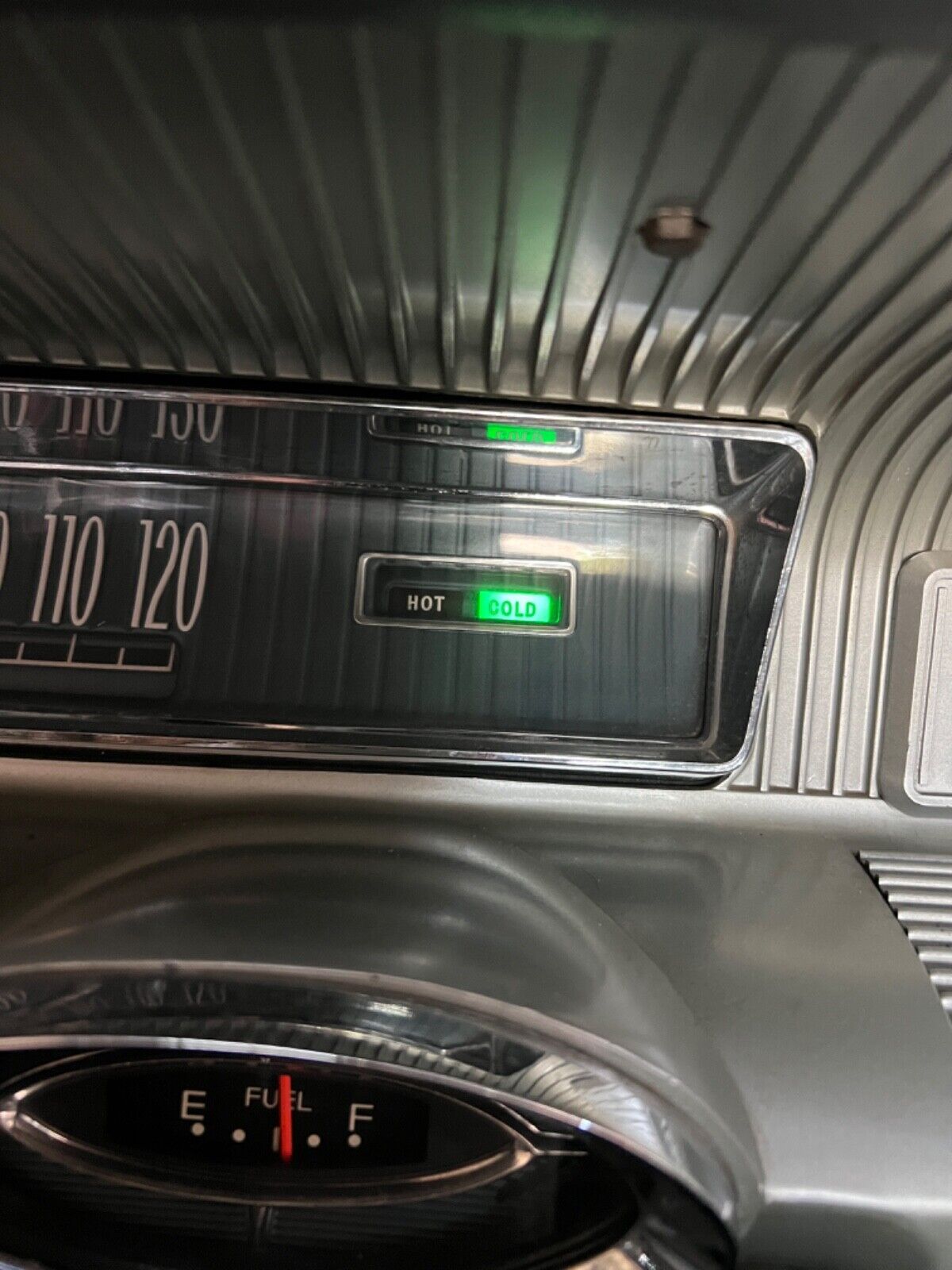 Oldsmobile-Dynamic-88-1961-Limousine-14