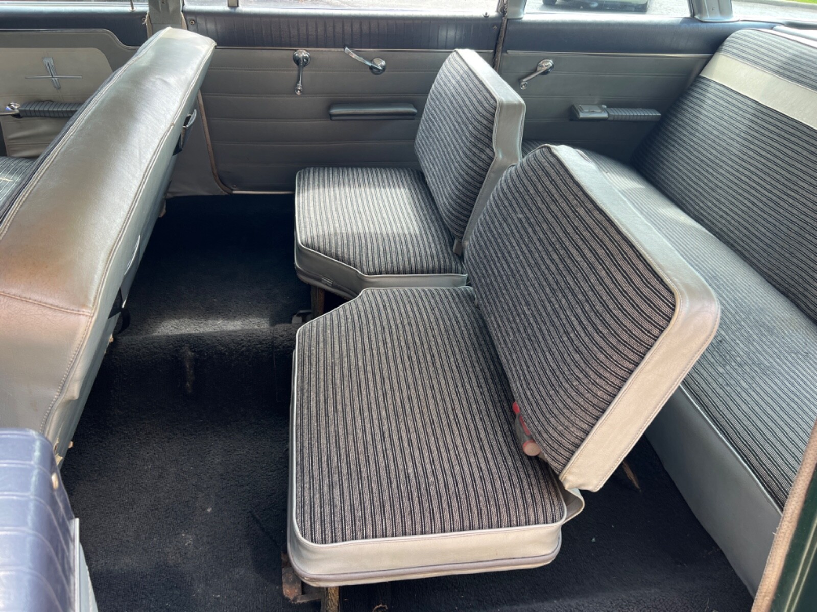 Oldsmobile-Dynamic-88-1961-Limousine-23