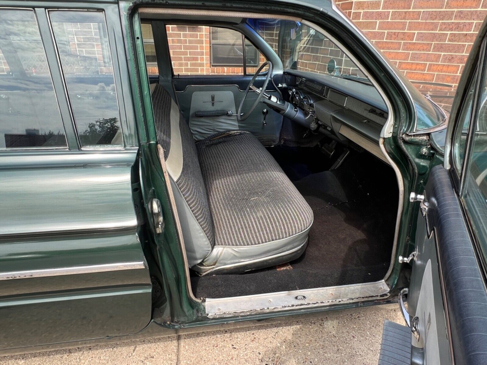 Oldsmobile-Dynamic-88-1961-Limousine-29