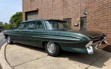 Oldsmobile-Dynamic-88-1961-Limousine-3