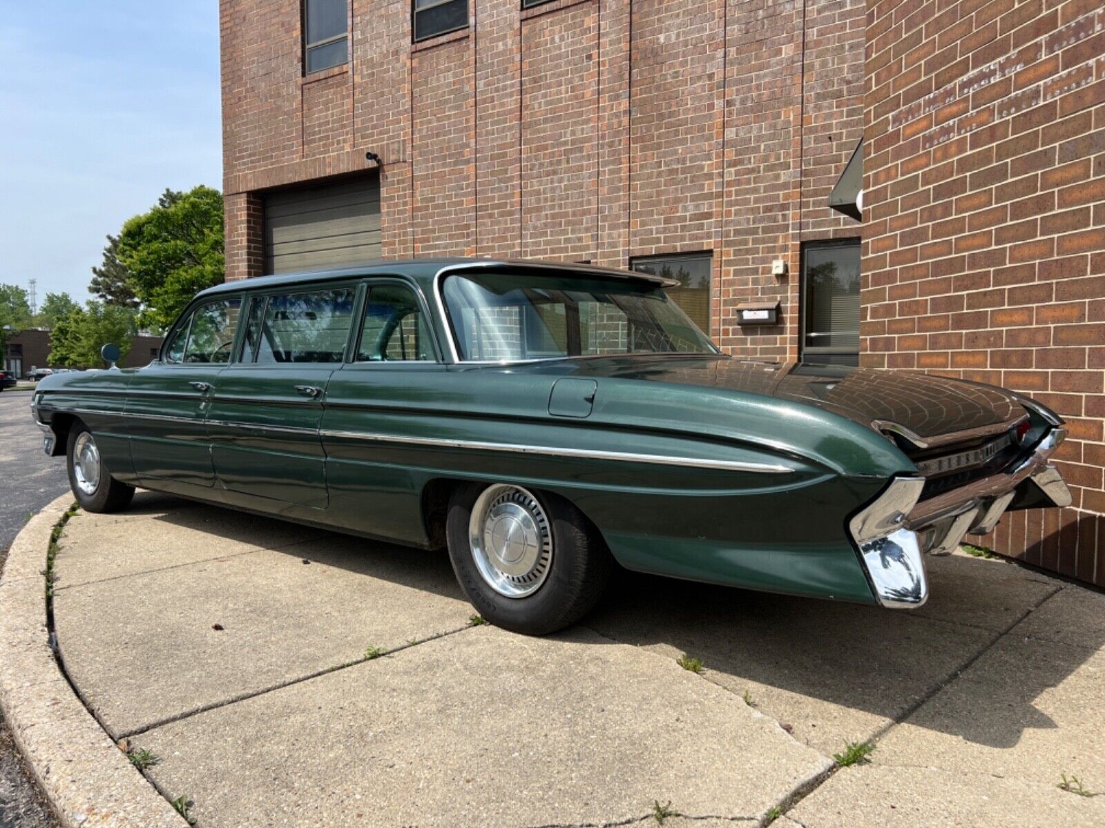 Oldsmobile-Dynamic-88-1961-Limousine-3