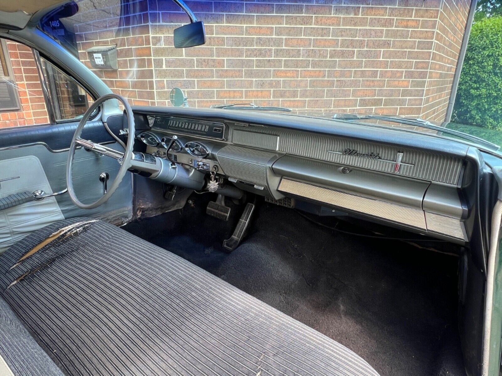 Oldsmobile-Dynamic-88-1961-Limousine-31