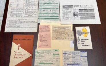 Oldsmobile-Dynamic-88-1961-Limousine-34