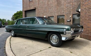 Oldsmobile-Dynamic-88-1961-Limousine-8