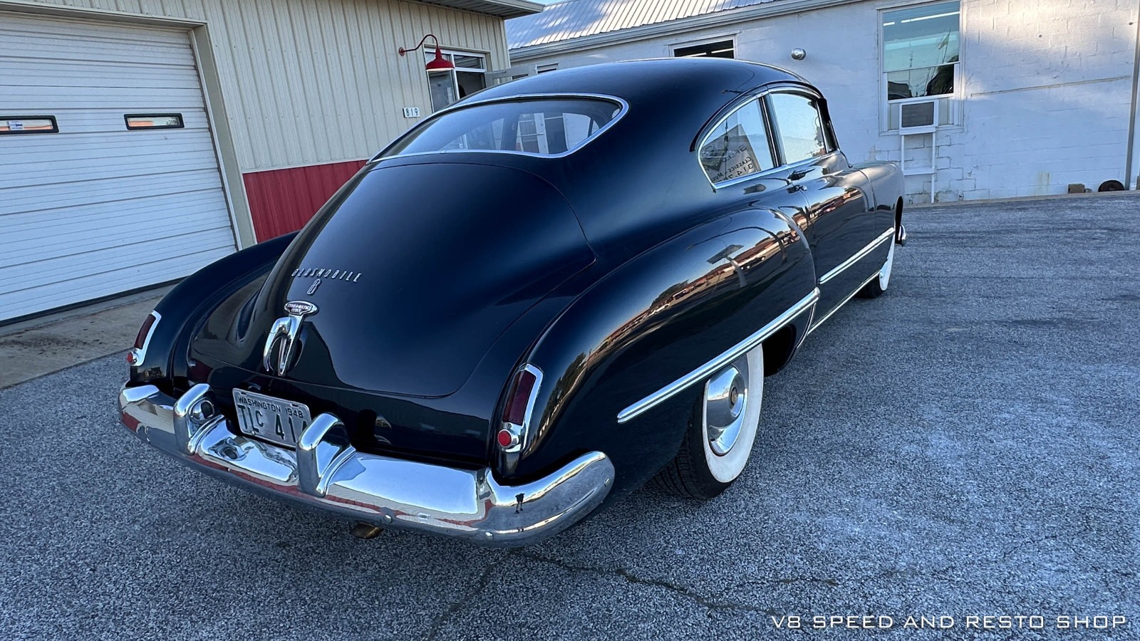 Oldsmobile-Ninety-Eight-1948-Fastback-4