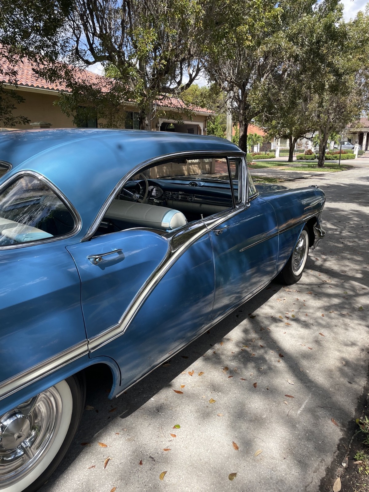 Oldsmobile-Ninety-Eight-1957-Sedan-13