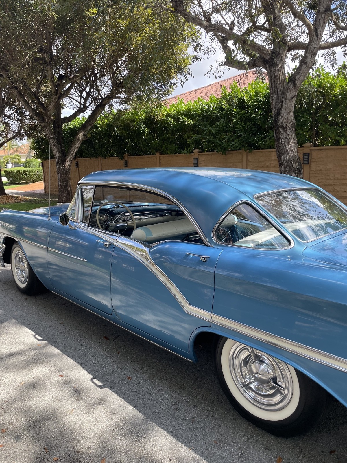 Oldsmobile-Ninety-Eight-1957-Sedan-14