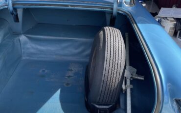 Oldsmobile-Ninety-Eight-1957-Sedan-18