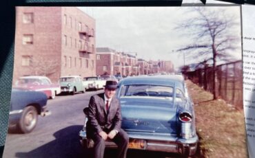 Oldsmobile-Ninety-Eight-1957-Sedan-20