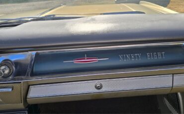 Oldsmobile-Ninety-Eight-1962-Convertible-35