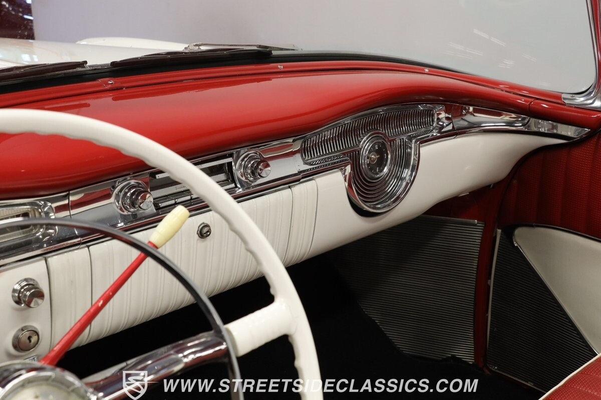 Oldsmobile-Starfire-1954-Convertible-38