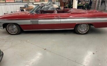 Oldsmobile-Starfire-1962-2