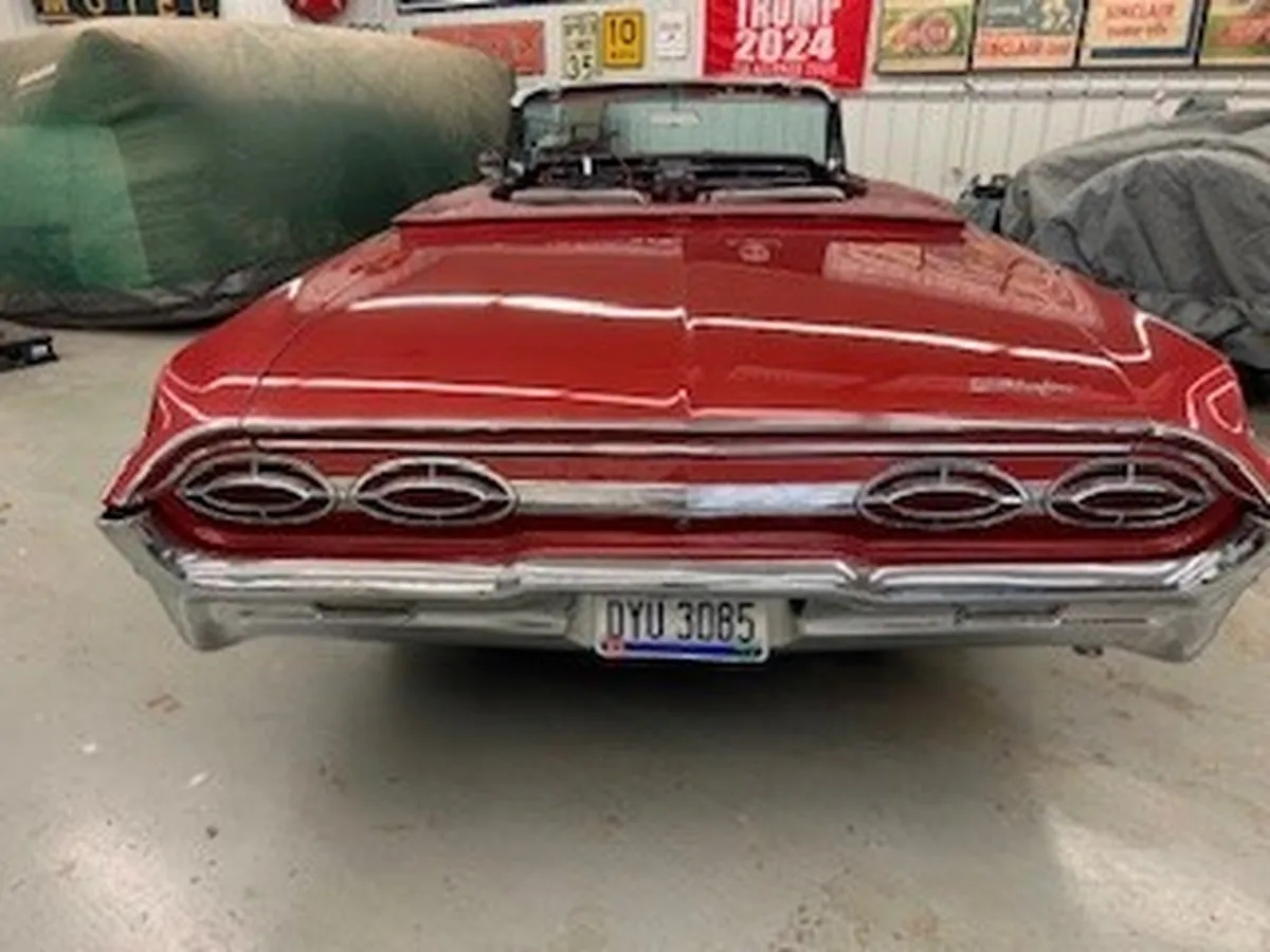 Oldsmobile-Starfire-1962-5