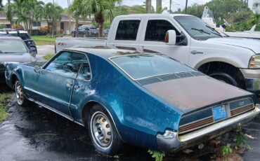 Oldsmobile-Toronado-1966-Coupe-1