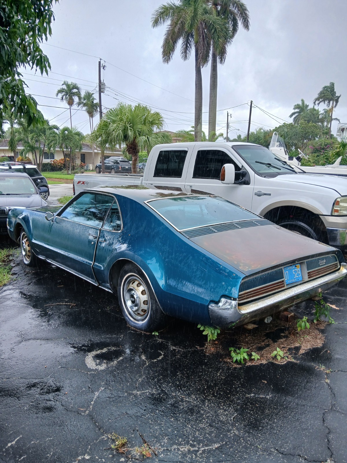 Oldsmobile-Toronado-1966-Coupe-1