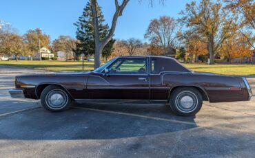 Oldsmobile-Toronado-1978-Coupe-1